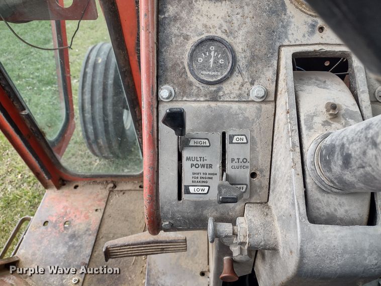 image for item MD9516 Massey Ferguson 1100  tractor