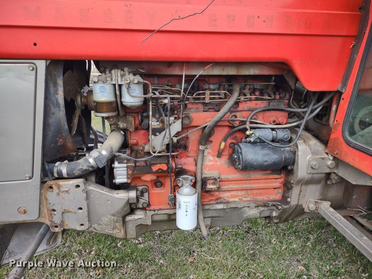 image for item MD9516 Massey Ferguson 1100  tractor