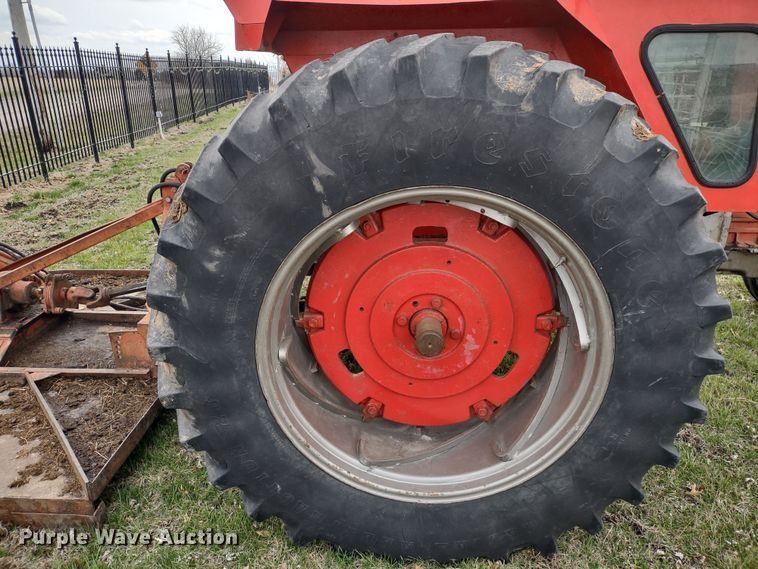 image for item MD9516 Massey Ferguson 1100  tractor
