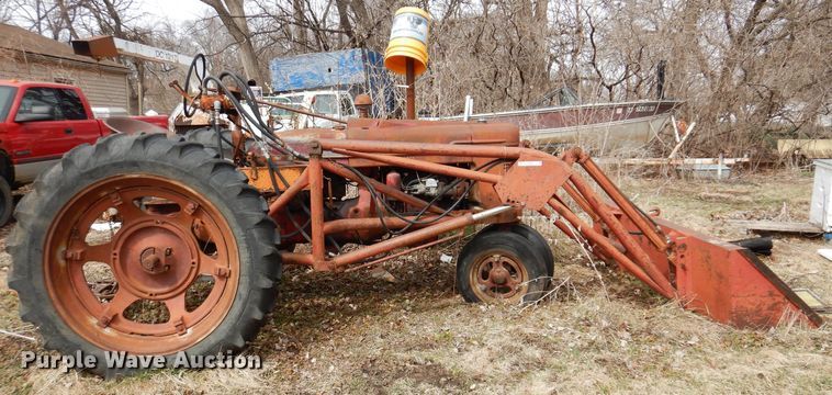 image for item MO9565 Farmall H  tractor