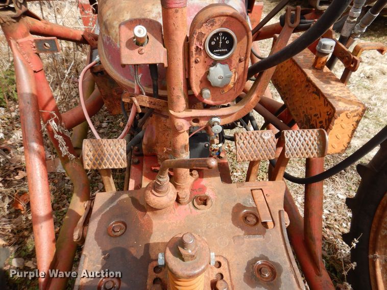 image for item MO9565 Farmall H  tractor