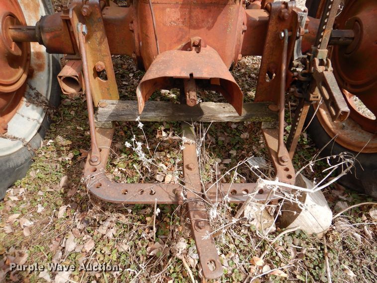 image for item MO9565 Farmall H  tractor