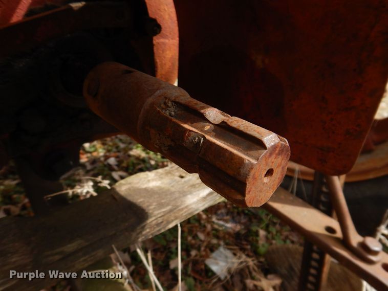 image for item MO9565 Farmall H  tractor