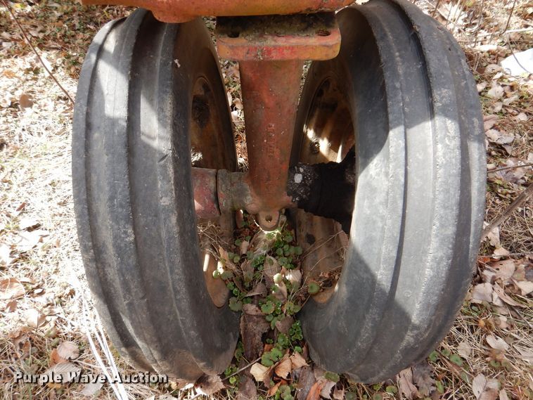 image for item MO9565 Farmall H  tractor