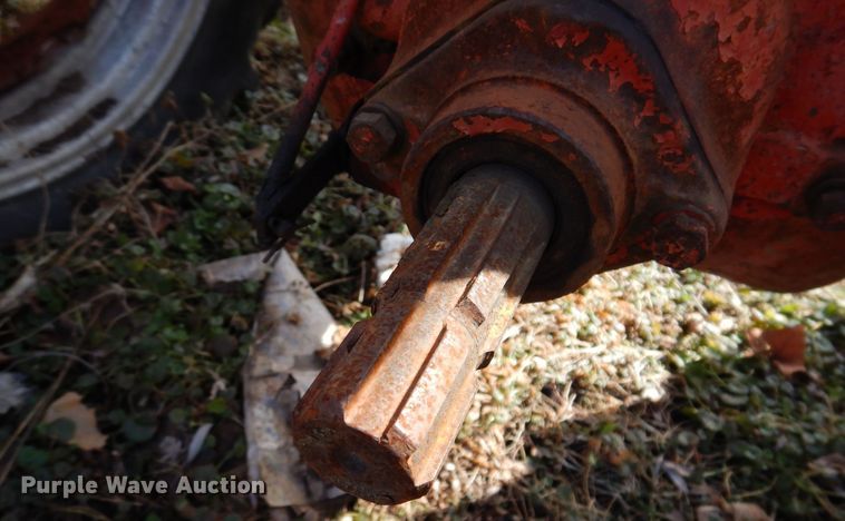 image for item MO9569 Farmall M  tractor