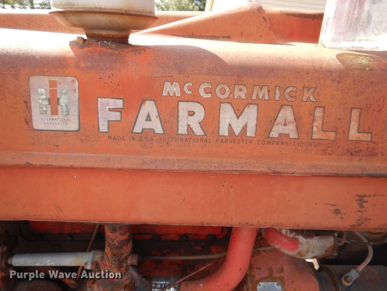 image for item MO9569 Farmall M  tractor