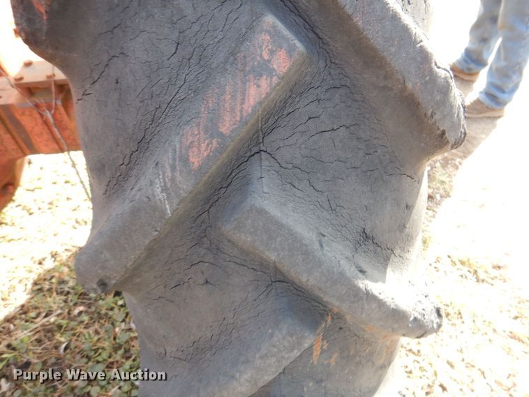 image for item MO9569 Farmall M  tractor