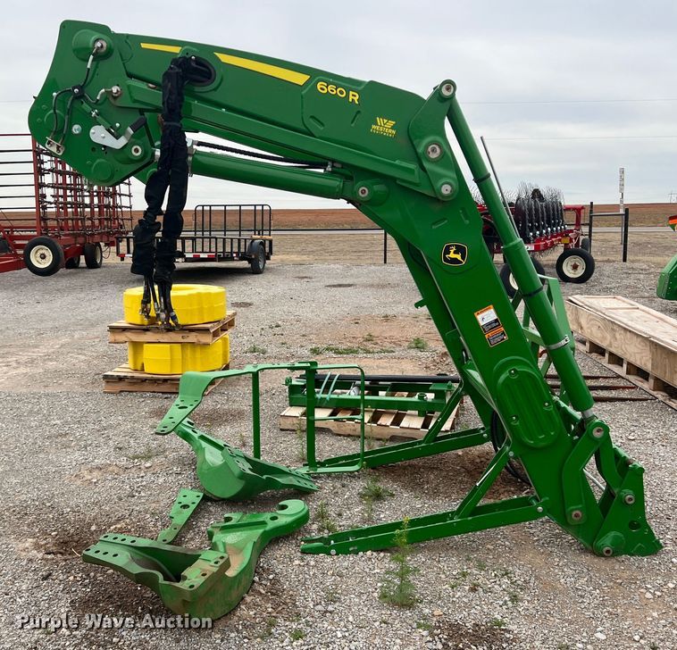 image for item MQ9863 2021 John Deere 660R  loader