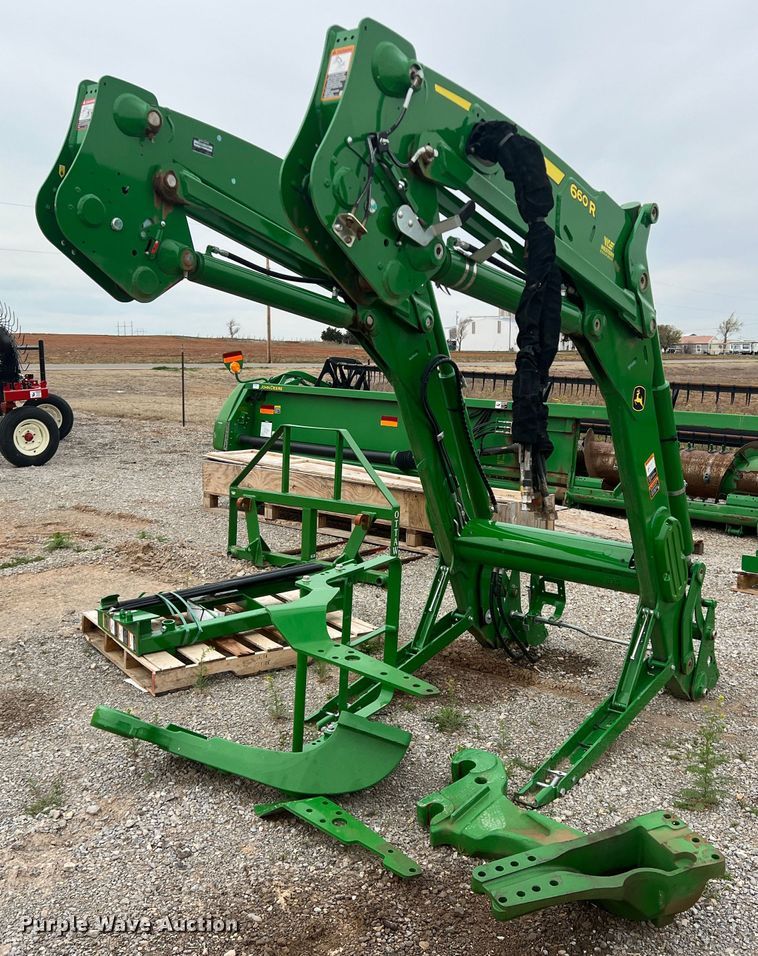 image for item MQ9863 2021 John Deere 660R  loader