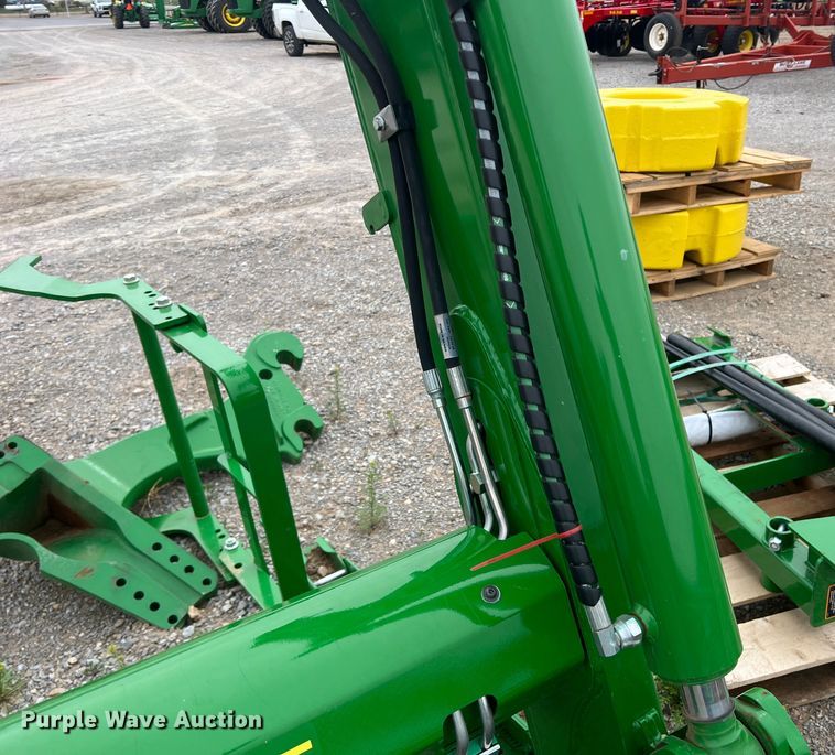 image for item MQ9863 2021 John Deere 660R  loader