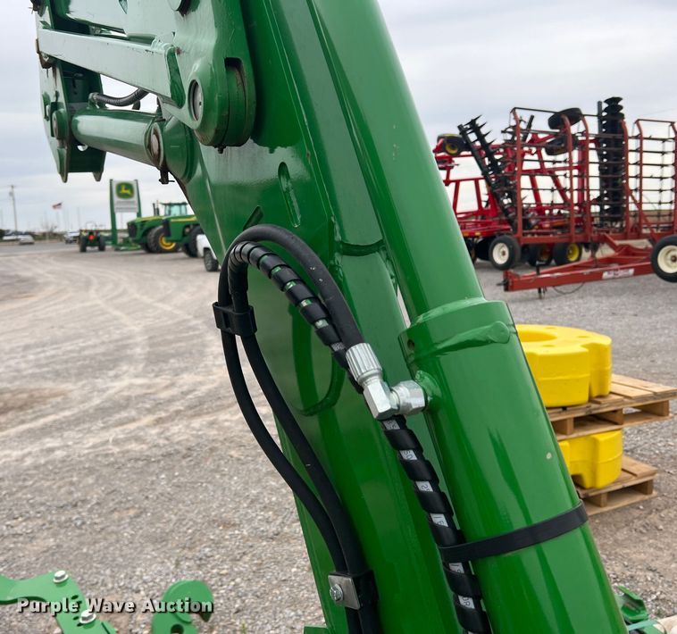 image for item MQ9863 2021 John Deere 660R  loader