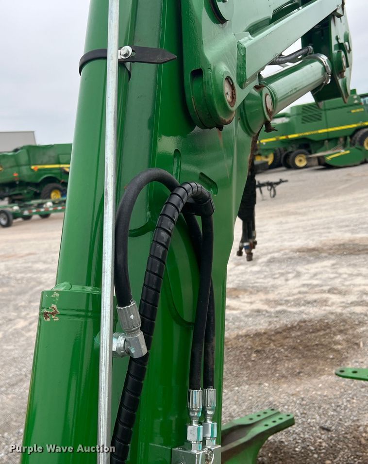 image for item MQ9863 2021 John Deere 660R  loader