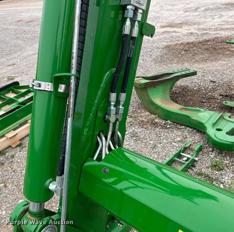 image for item MQ9863 2021 John Deere 660R  loader