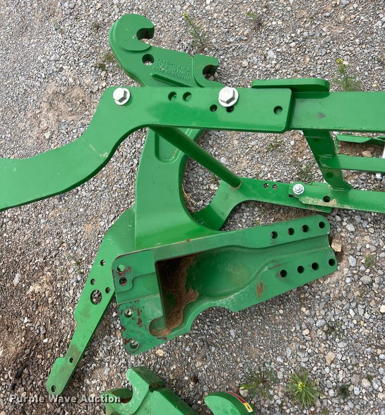 image for item MQ9863 2021 John Deere 660R  loader