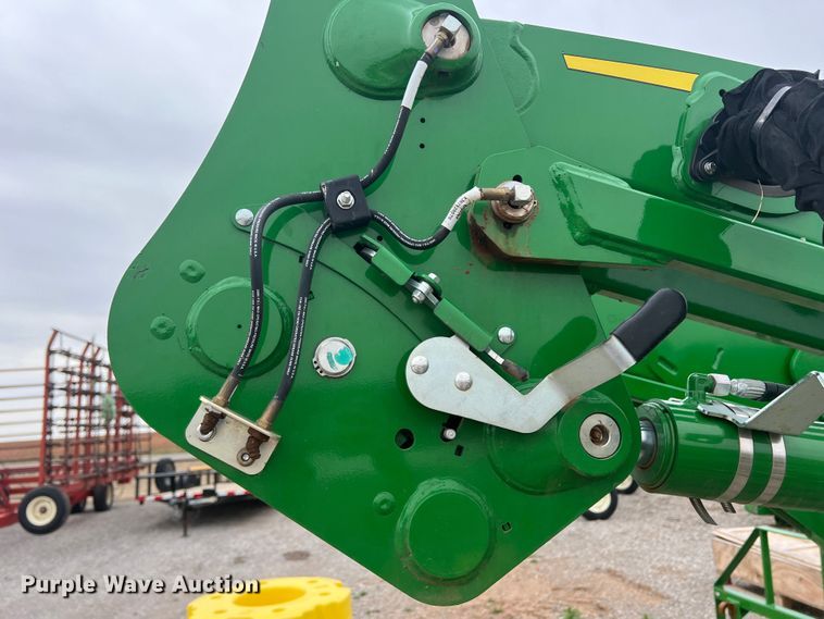 image for item MQ9863 2021 John Deere 660R  loader