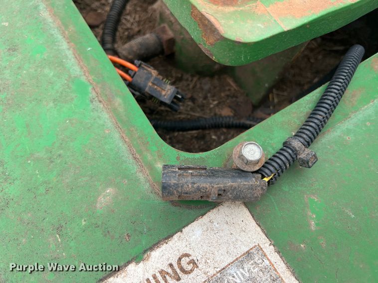 image for item MQ9864 John Deere 994  disc windrower head