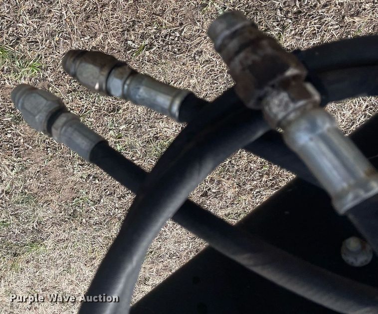 image for item MY9059 Hesston 1275T  swather / windrower frame