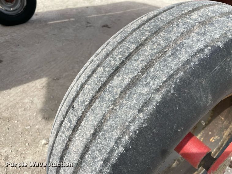 image for item MY9060 1990 Case IH 8840  swather / windrower