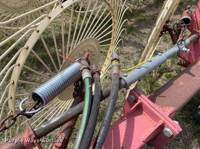 image for item MY9061 Lely  hay rake