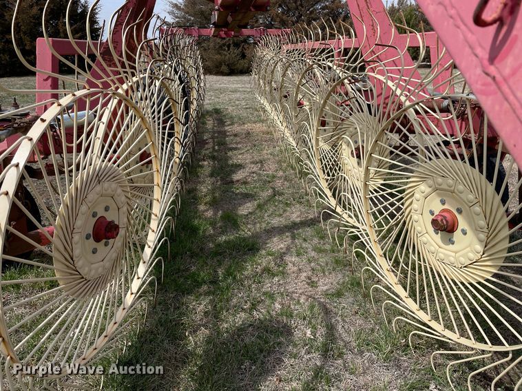image for item MY9061 Lely  hay rake