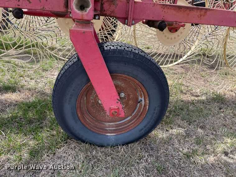 image for item MY9061 Lely  hay rake