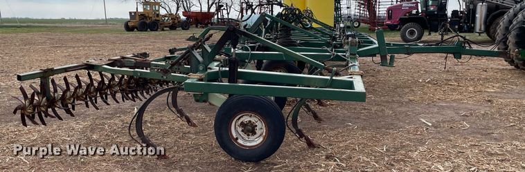 image for item MY9124 Quinstar FM NH3 applicator