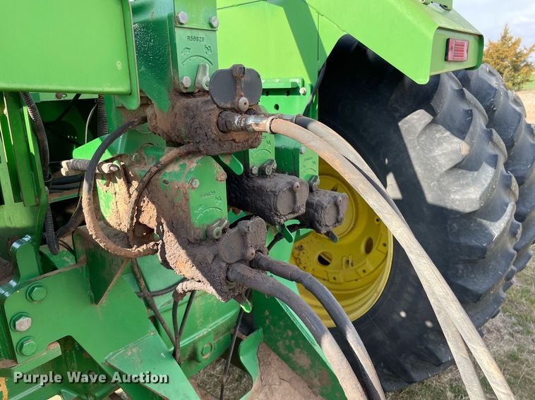 image for item MY9125 John Deere 630  tandem disk