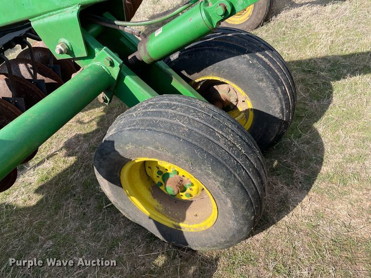 image for item MY9125 John Deere 630  tandem disk