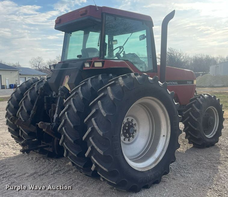 image for item MY9127 1988 Case IH 7120  MFWD tractor