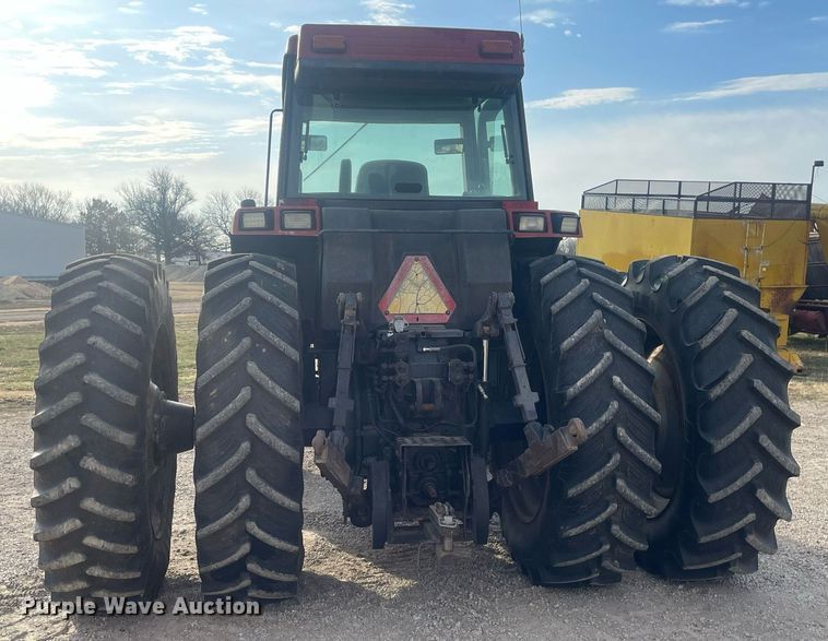 image for item MY9127 1988 Case IH 7120  MFWD tractor