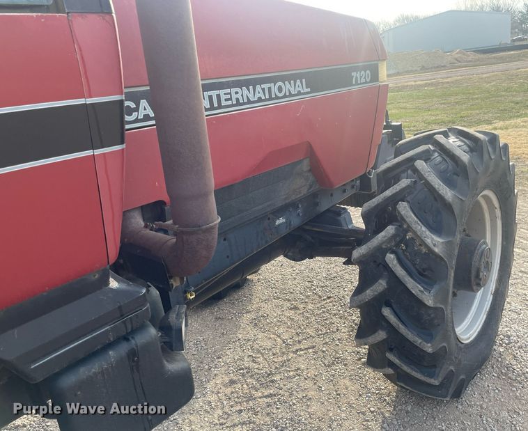 image for item MY9127 1988 Case IH 7120  MFWD tractor