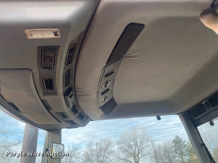 image for item MY9127 1988 Case IH 7120  MFWD tractor