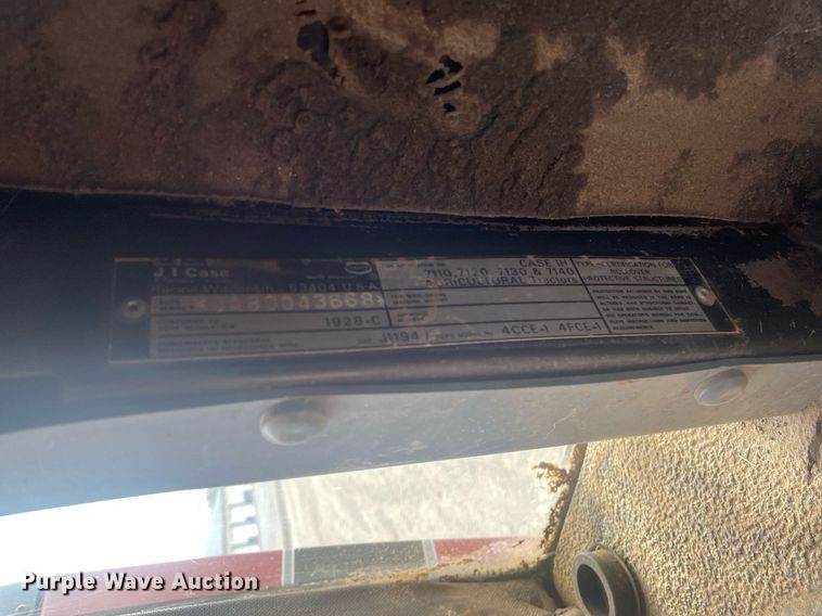 image for item MY9127 1988 Case IH 7120  MFWD tractor