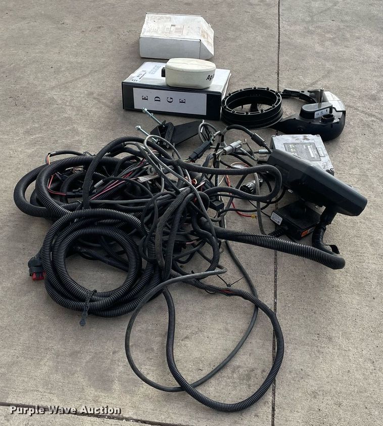 image for item MY9128 AG Leader Edge  auto guidance system