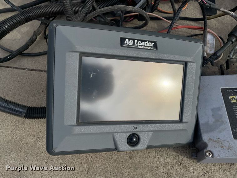 image for item MY9128 AG Leader Edge  auto guidance system