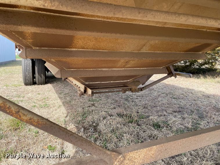 image for item MY9132 1995 DMF  grain trailer