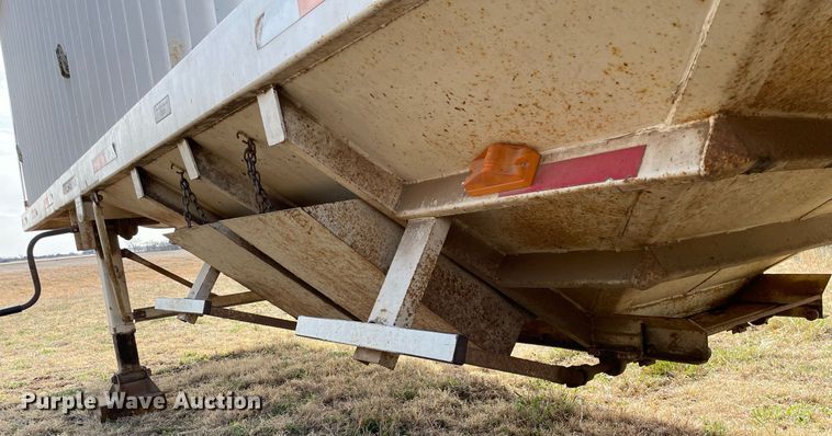 image for item MY9132 1995 DMF  grain trailer