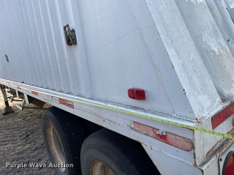 image for item MY9132 1995 DMF  grain trailer