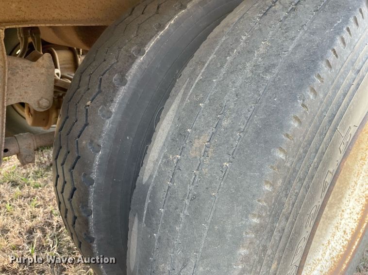 image for item MY9132 1995 DMF  grain trailer