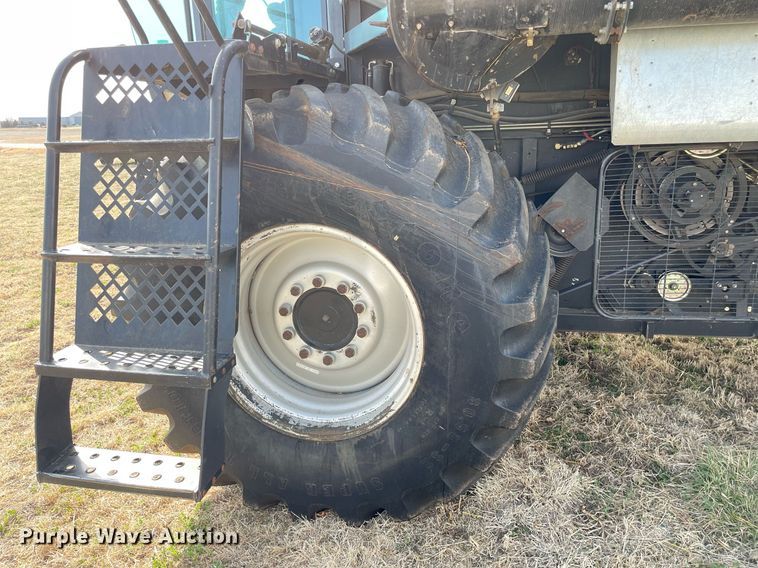 image for item MY9133 1995 Gleaner R-62  RWA combine