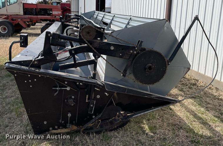 image for item MY9134 1996 AGCO 400  rigid head