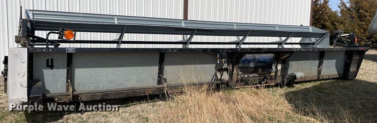 image for item MY9134 1996 AGCO 400  rigid head