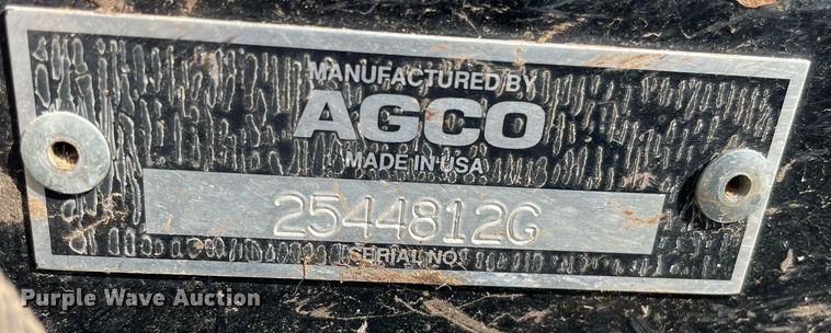 image for item MY9134 1996 AGCO 400  rigid head