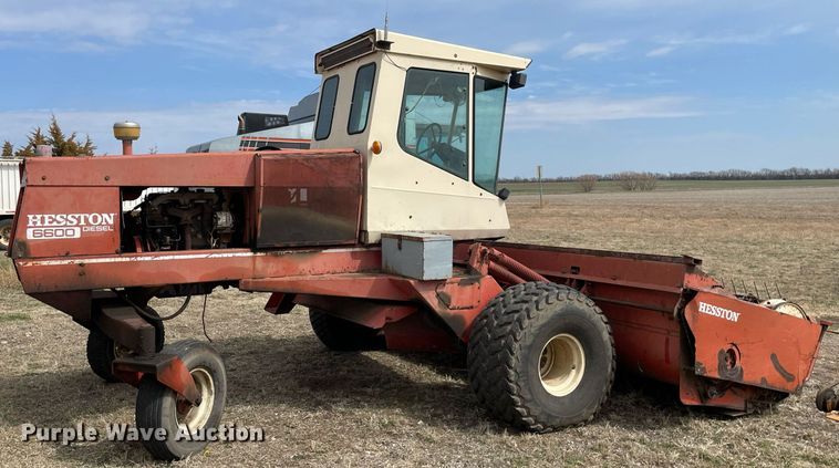 image for item MY9135 Hesston 6600  swather / windrower