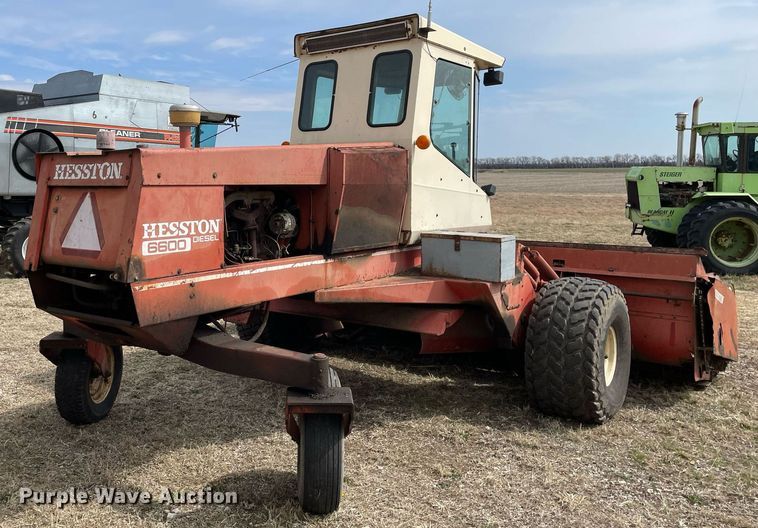 image for item MY9135 Hesston 6600  swather / windrower