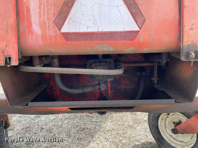 image for item MY9135 Hesston 6600  swather / windrower