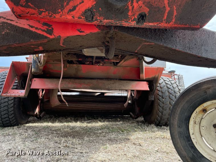 image for item MY9135 Hesston 6600  swather / windrower