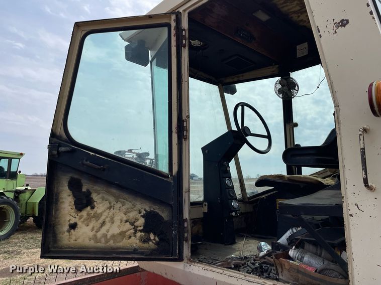 image for item MY9135 Hesston 6600  swather / windrower