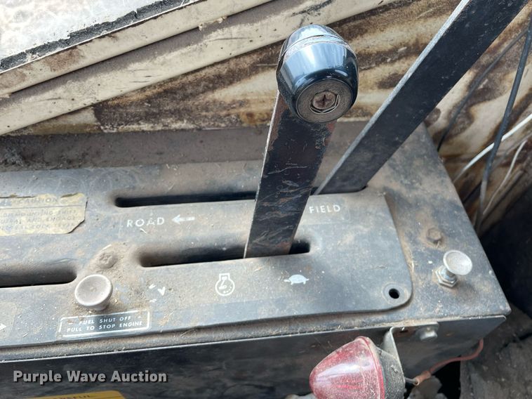 image for item MY9135 Hesston 6600  swather / windrower