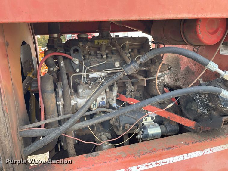 image for item MY9135 Hesston 6600  swather / windrower